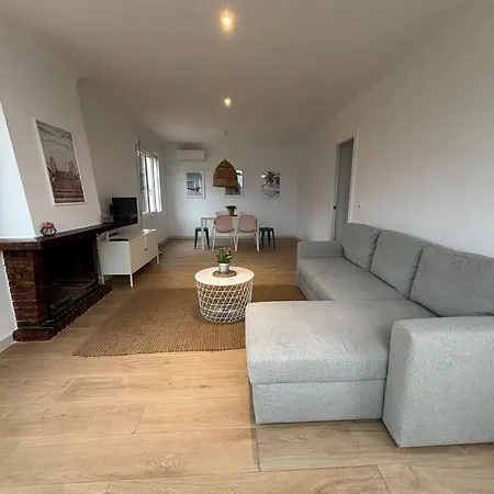 Apartment Acogedor Junto A La Playa By Bebalmy